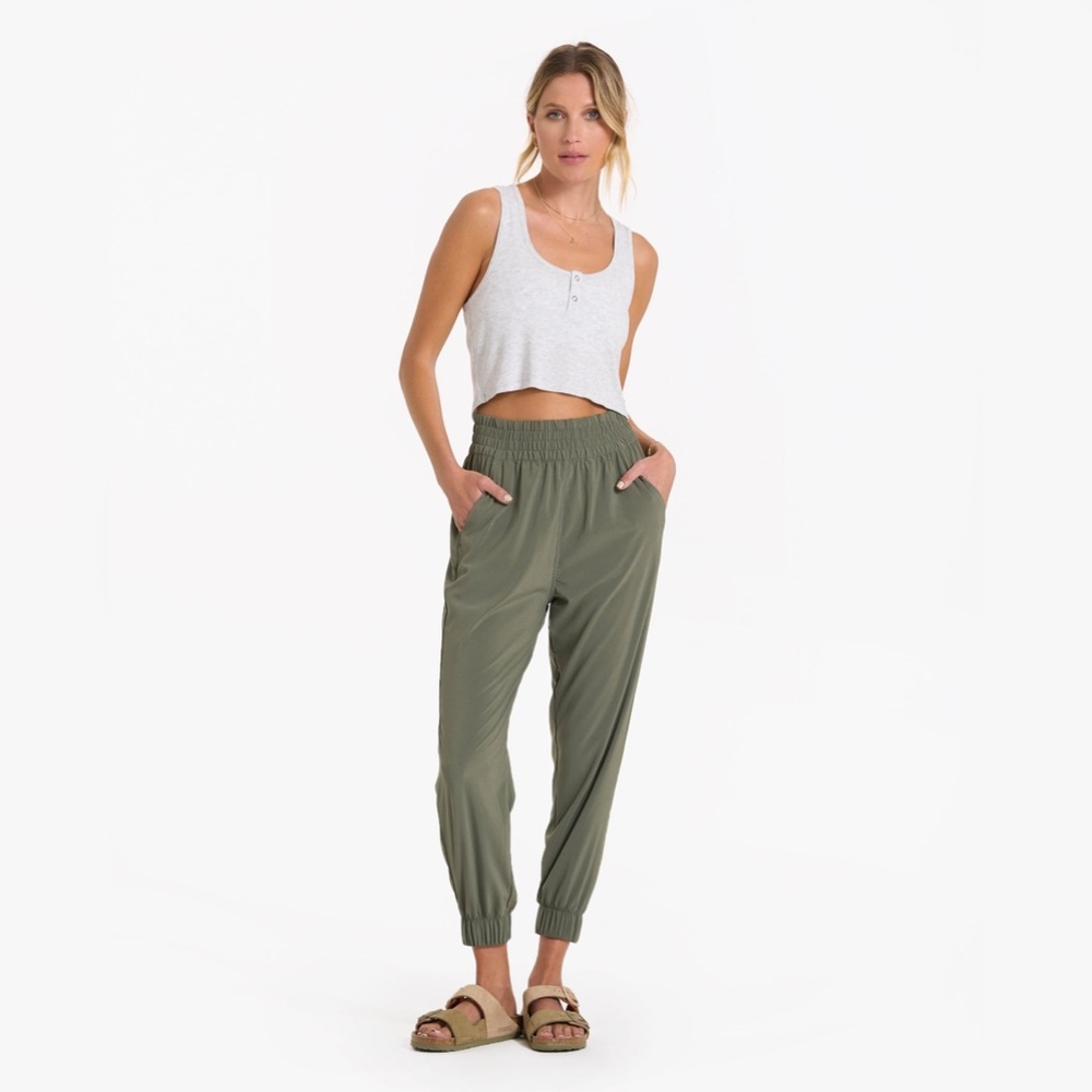 Vuori Villa Jogger, Army XS - Excellent Condition